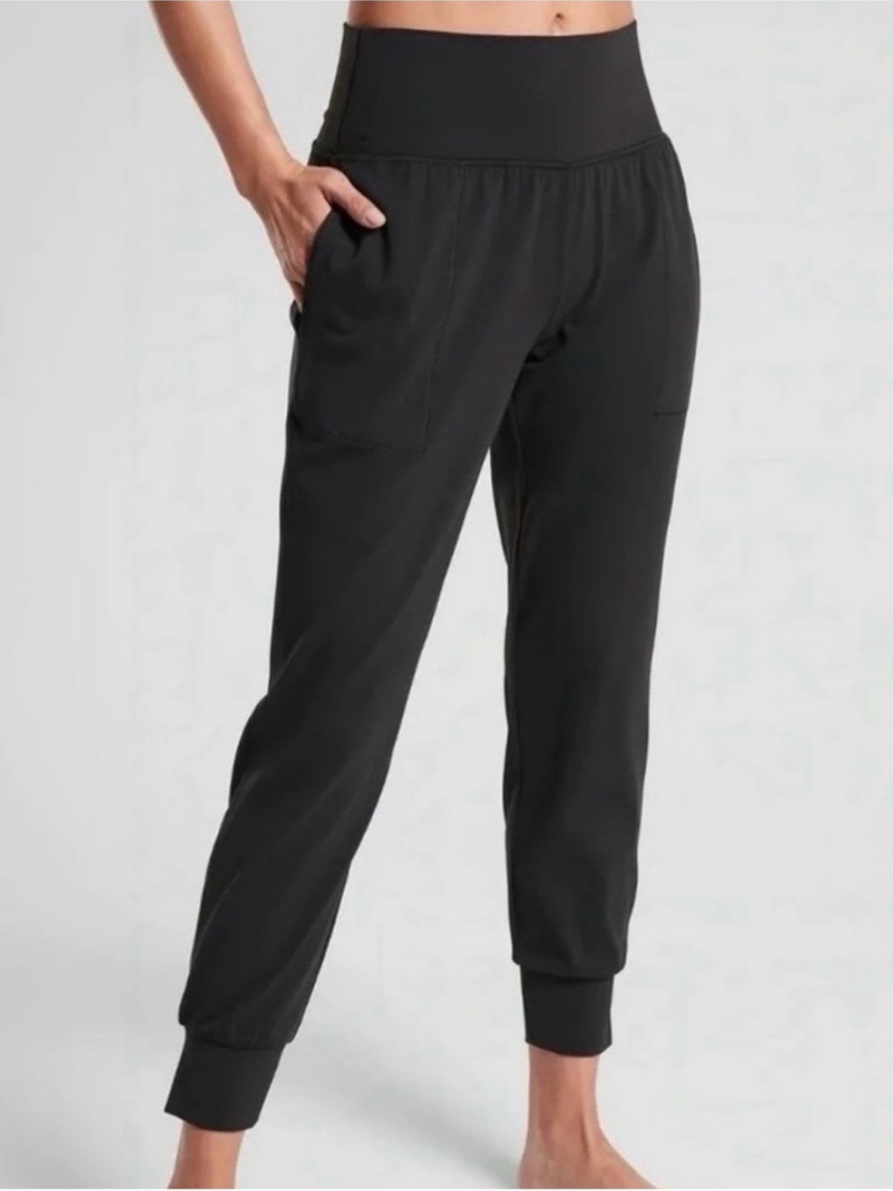 Athleta Black Cruise Jogger in Powervita Black